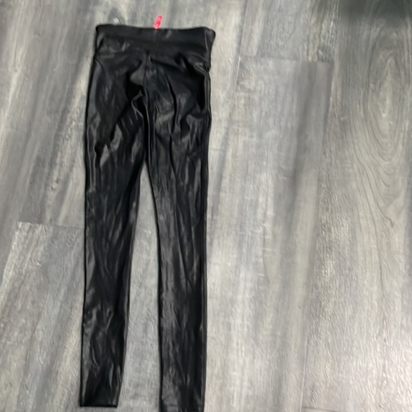 SPANX Faux Leather Black Leggings - Picture 6 of 6